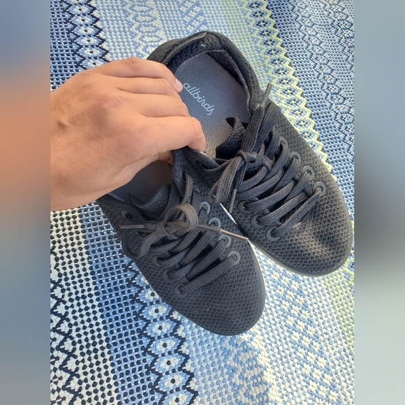 Black Allbirds - Picture 10 of 10